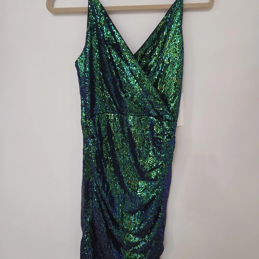 Grace Karin Emerald Sequin Mini Dress - Picture 4 of 9